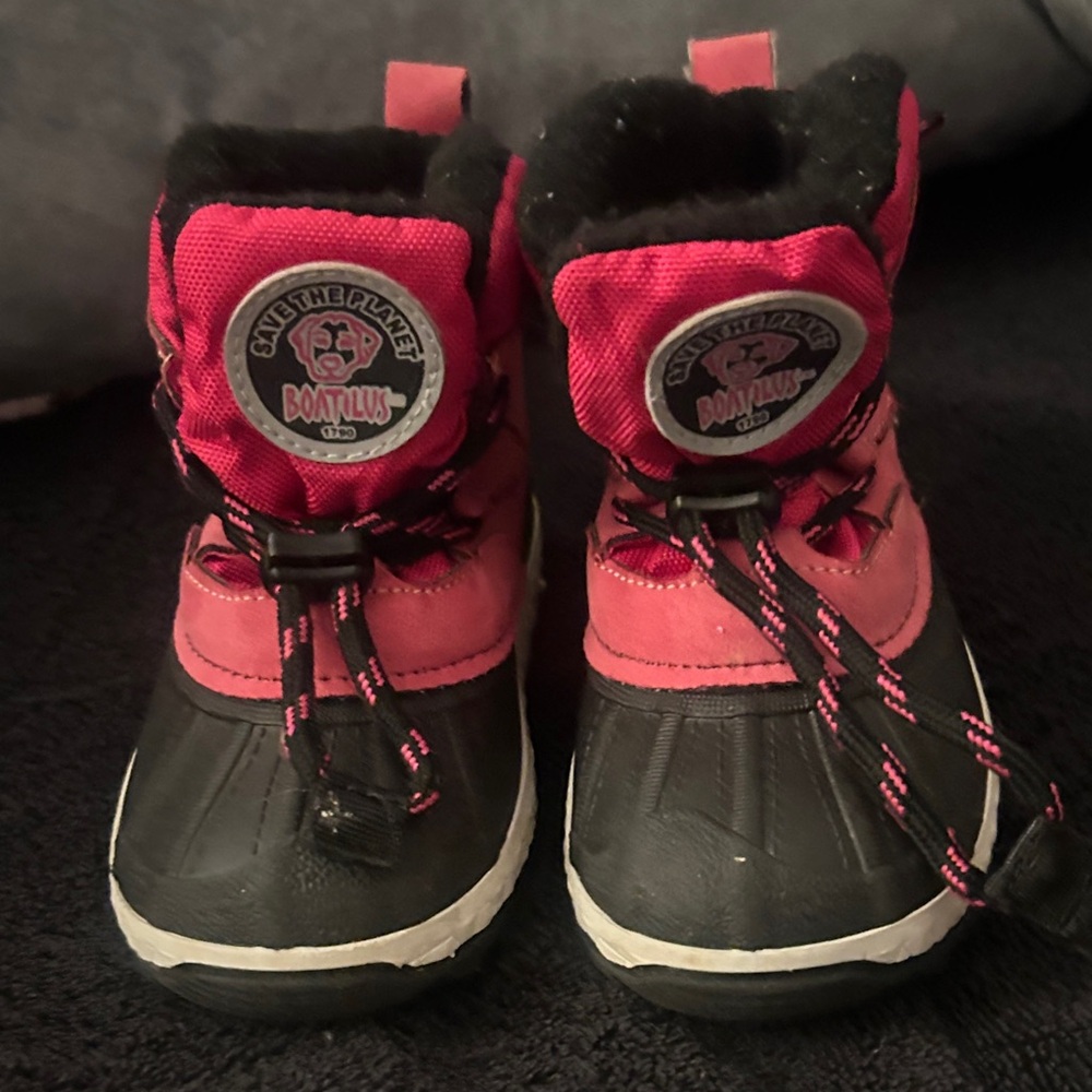 Boat Kids Pink and Black Snow Boots